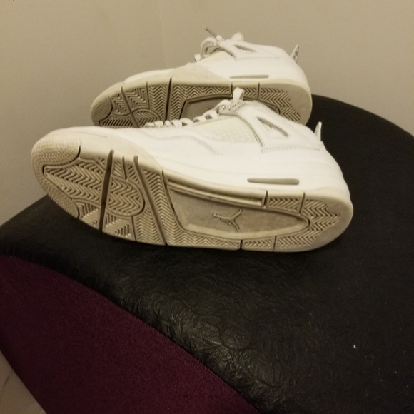 Jordan 4 PM - Picture 3 of 4